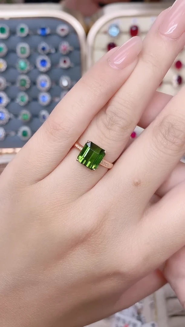 18K金镶嵌戒指碧玺晓*3.7ct