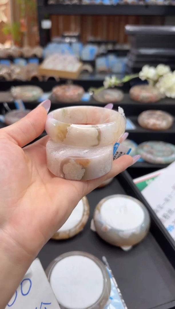 未镶嵌手镯石英质玉A78(54圈赠送镯心)