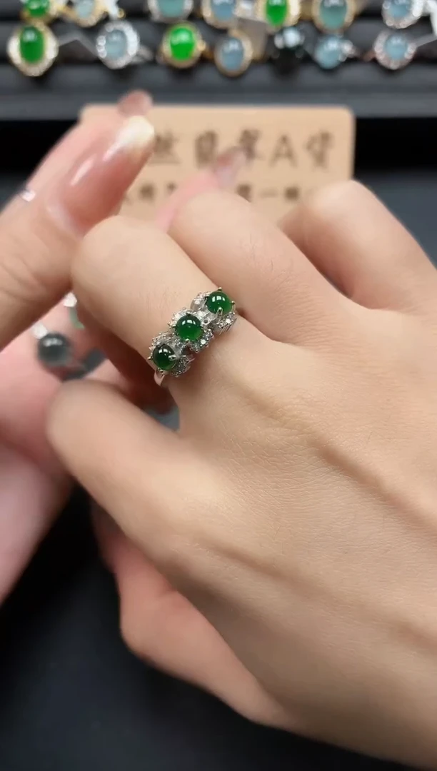 银S925镶嵌戒指翡翠111