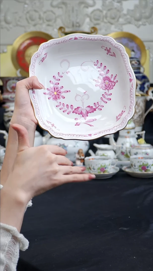 骨瓷婷婷中古器物如图所示44