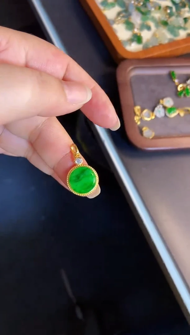 吊坠(不含链)银S925镶嵌翡翠1