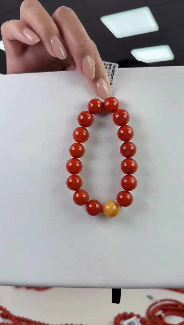 未镶嵌珠串南红玛瑙多样发其一/13/H024901999