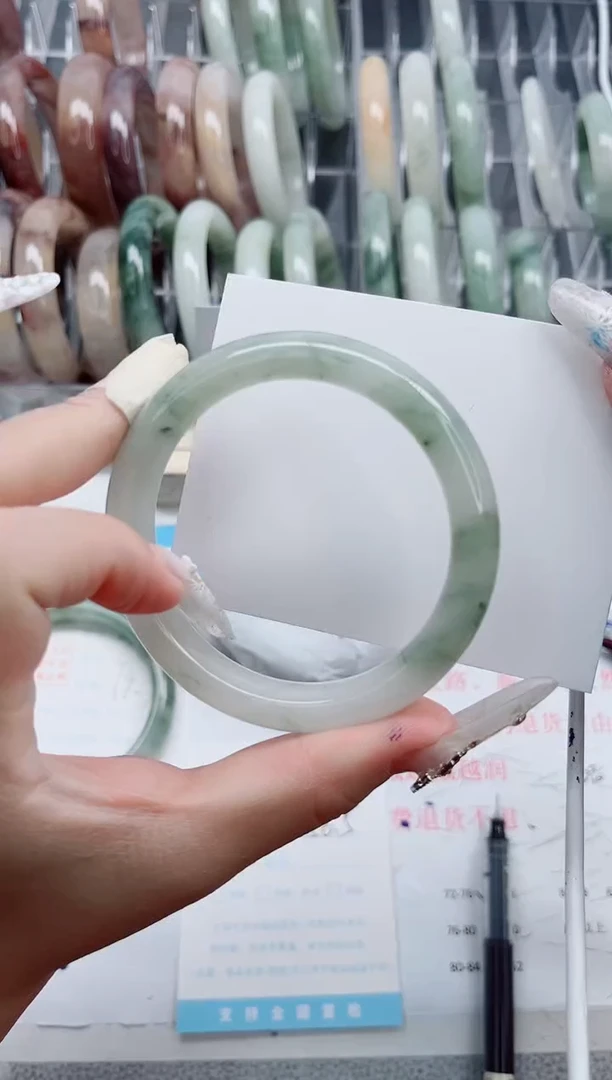 【闪购商品】石英质玉手镯未镶嵌A208-56.5