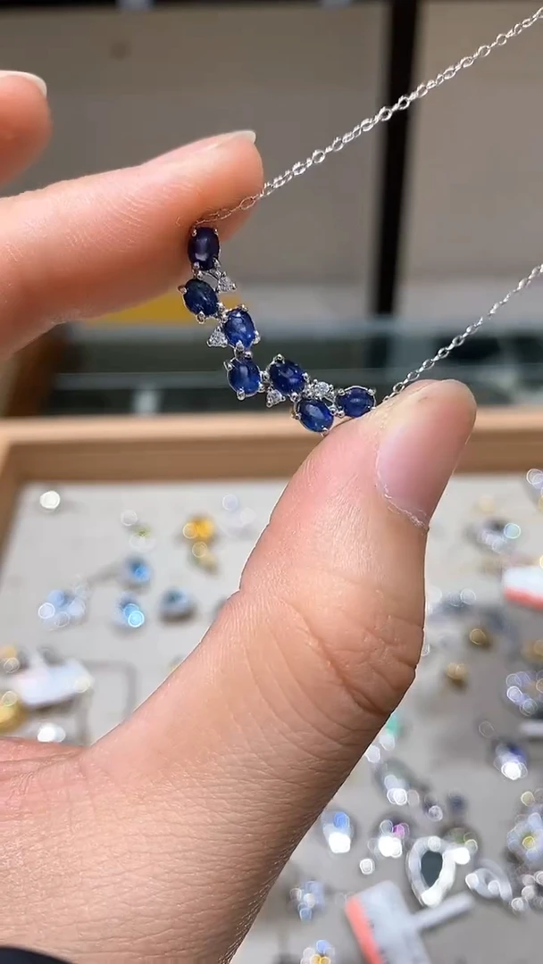 【闪购商品】蓝宝石颈饰银S925镶嵌项链