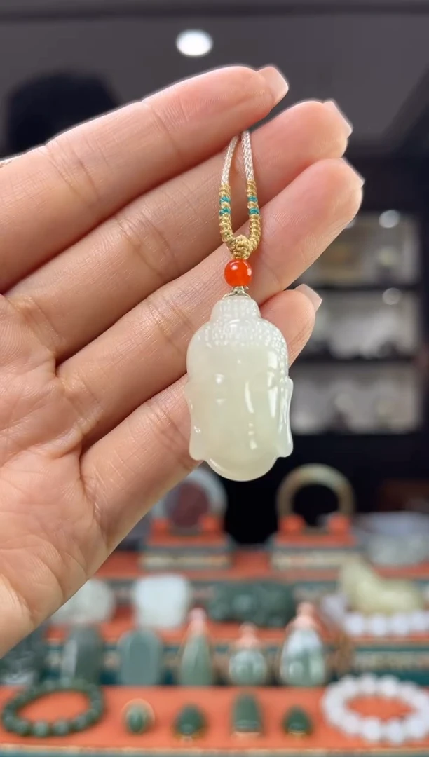 和田玉未镶嵌颈饰佩佩