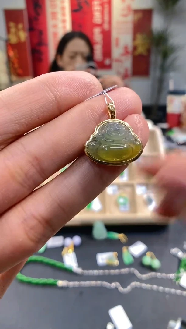 【闪购商品】翡翠吊坠(不含链)18K金镶嵌佛公