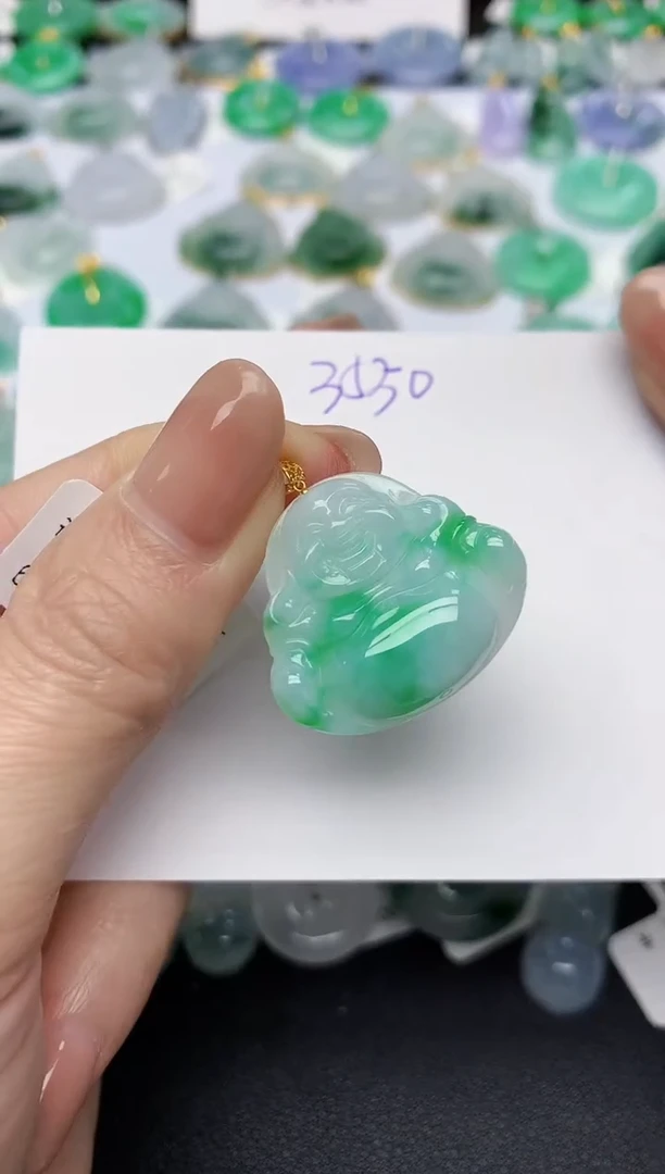 颈饰18K金镶嵌翡翠天然缅甸A货翡翠百元以上9元证书费自理