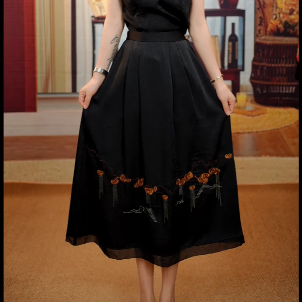 新中式国风半身裙祥云刺绣