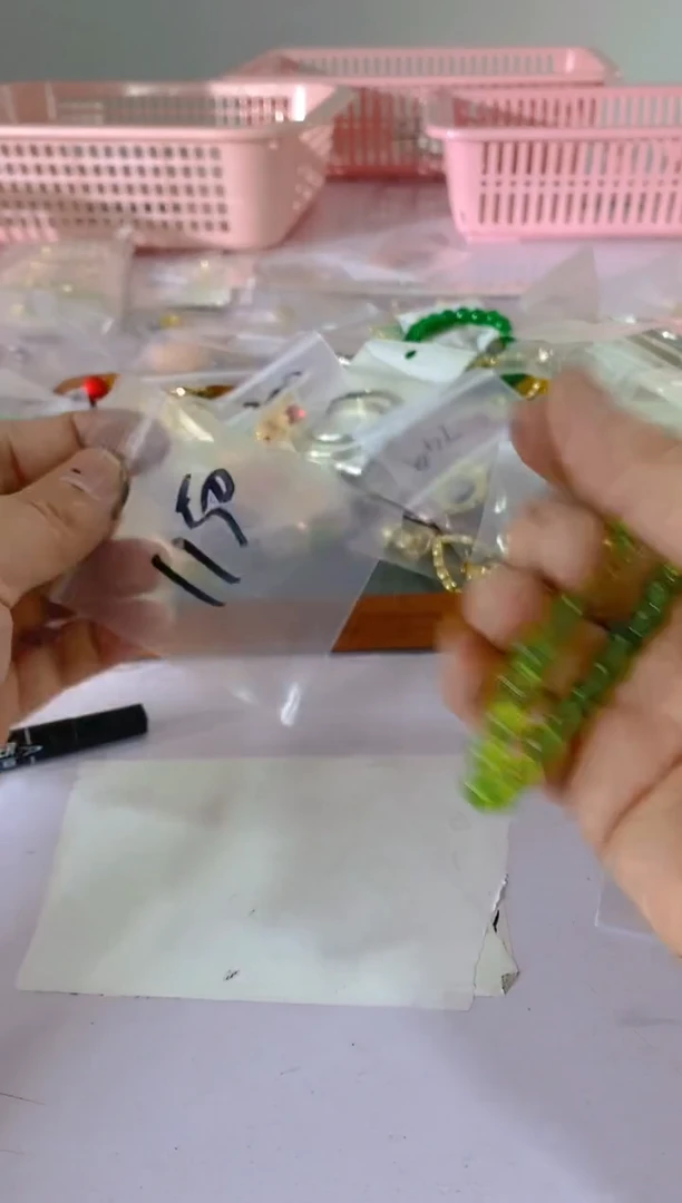 【闪购商品】水晶颈饰银S925镶嵌1150红宝，蓝宝，多样性发一件赠链