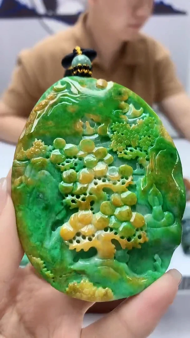 【闪购商品】定制翡翠未镶嵌4917kk-毛货挂件76