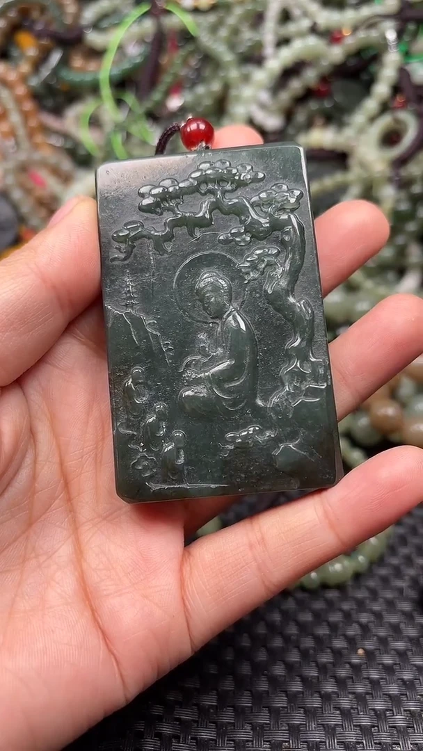颈饰未镶嵌和田玉1