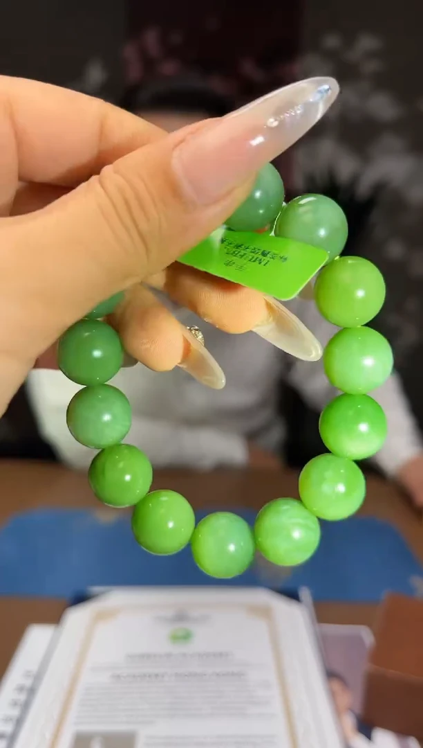 和田玉未镶嵌颈饰A404