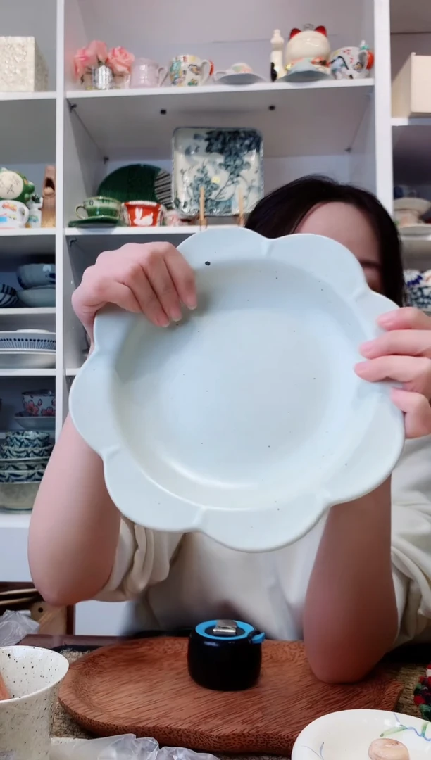 陶瓷【微瑕】粗陶粉引花朵深盘22cm