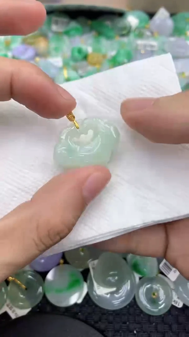 颈饰未镶嵌翡翠天然缅甸A货翡翠