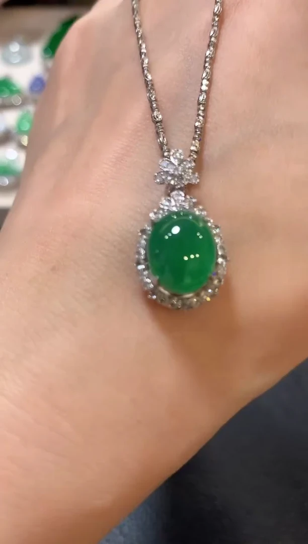 吊坠(不含链)18K金镶嵌翡翠z136