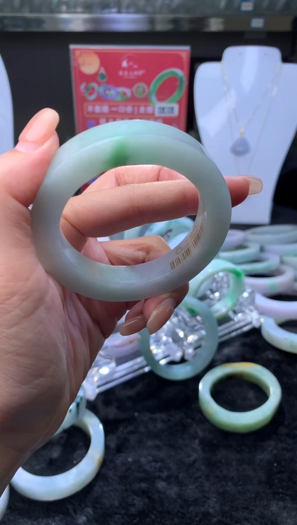 【闪购商品】定制翡翠正圈未镶嵌正圈