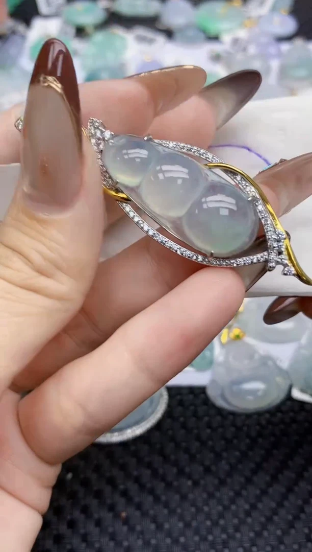 颈饰银S925镶嵌翡翠276   天然翡翠A货  百元以上9米证书费自理