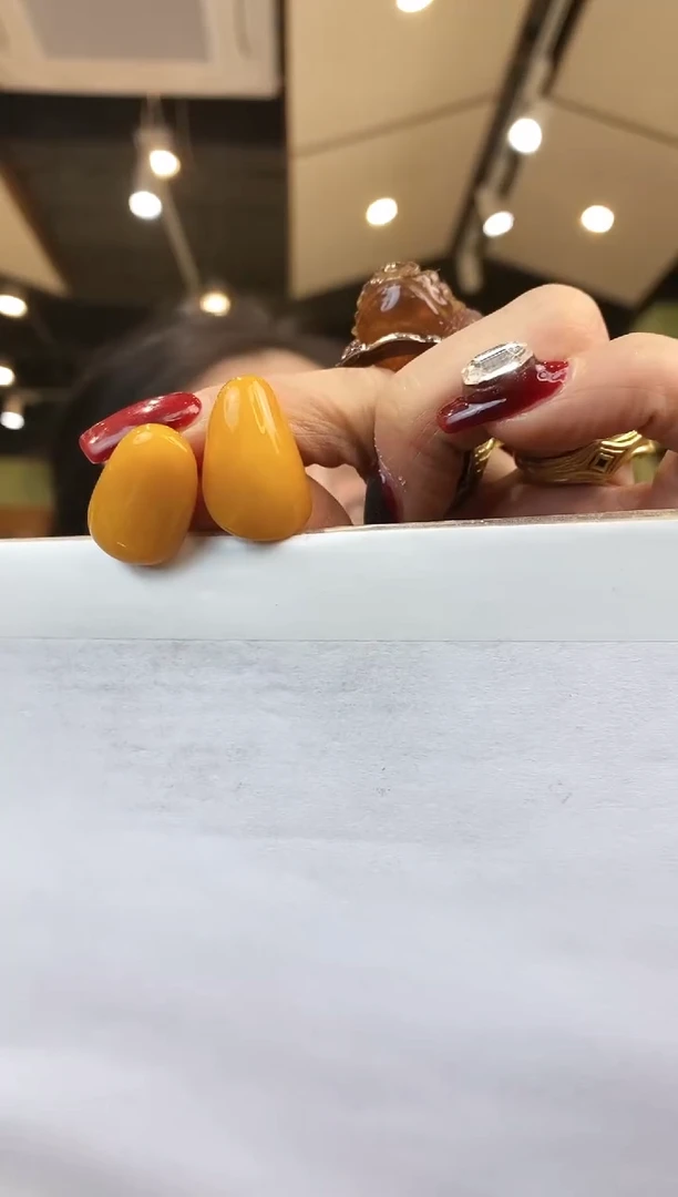 【闪购商品】琥珀耳饰未镶嵌多样性发一