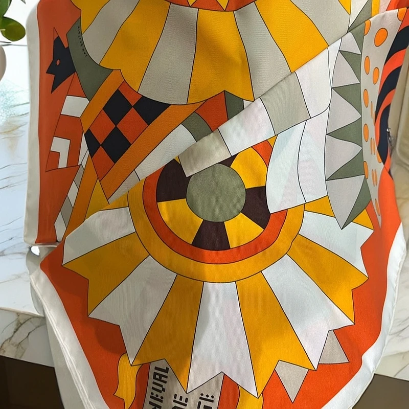 95新 Hermes/爱马仕 丝巾840 7888