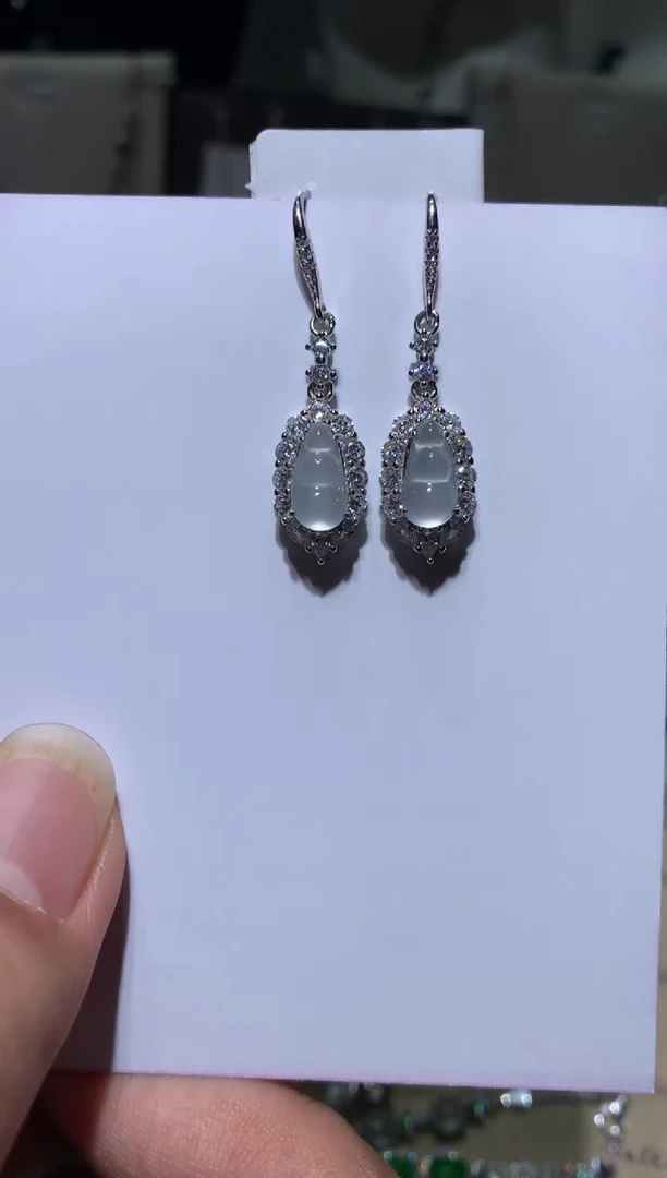 银S925镶嵌翡翠耳饰豆子耳钩