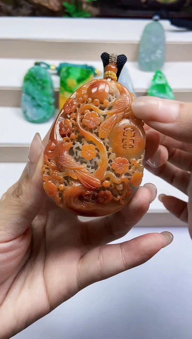 颈饰未镶嵌翡翠翡翠A货