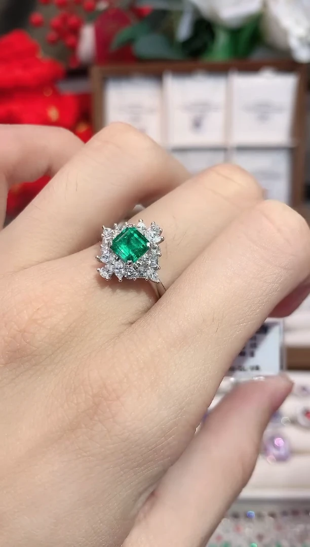铂Pt850镶嵌戒指祖母绿1.01ct/天然宝石/七天无理由