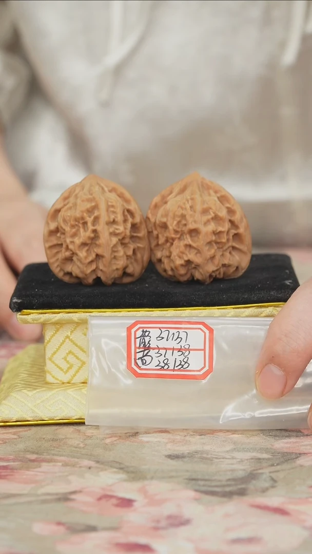 把件文玩核桃马蹄