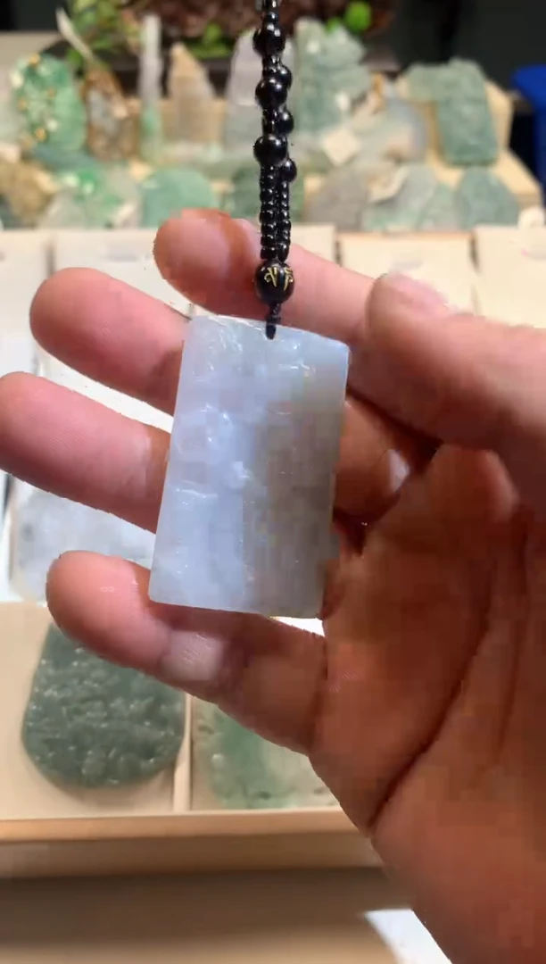 【闪购商品】翡翠颈饰未镶嵌02/13/86