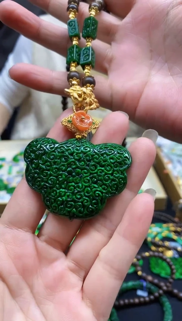 颈饰未镶嵌翡翠翡翠吊坠