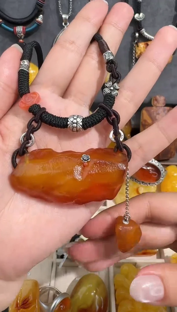 裸石琥珀未镶嵌丫*琥珀
