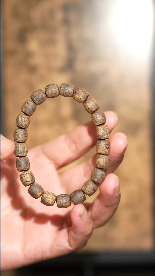 沉香手串弘****料海南绿奇楠母树9mm鼓珠单圈手串10克+