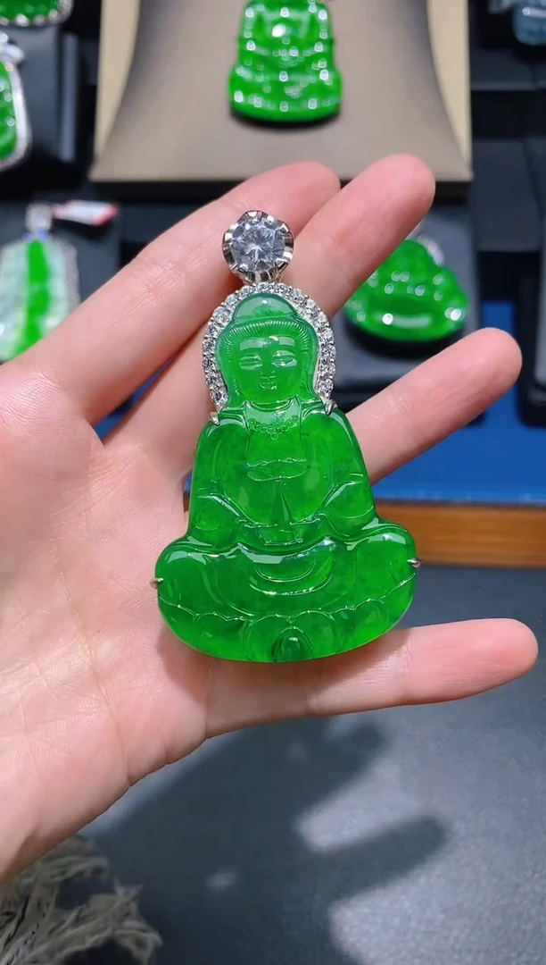 【闪购商品】翡翠颈饰未镶嵌天然A货翡翠z08