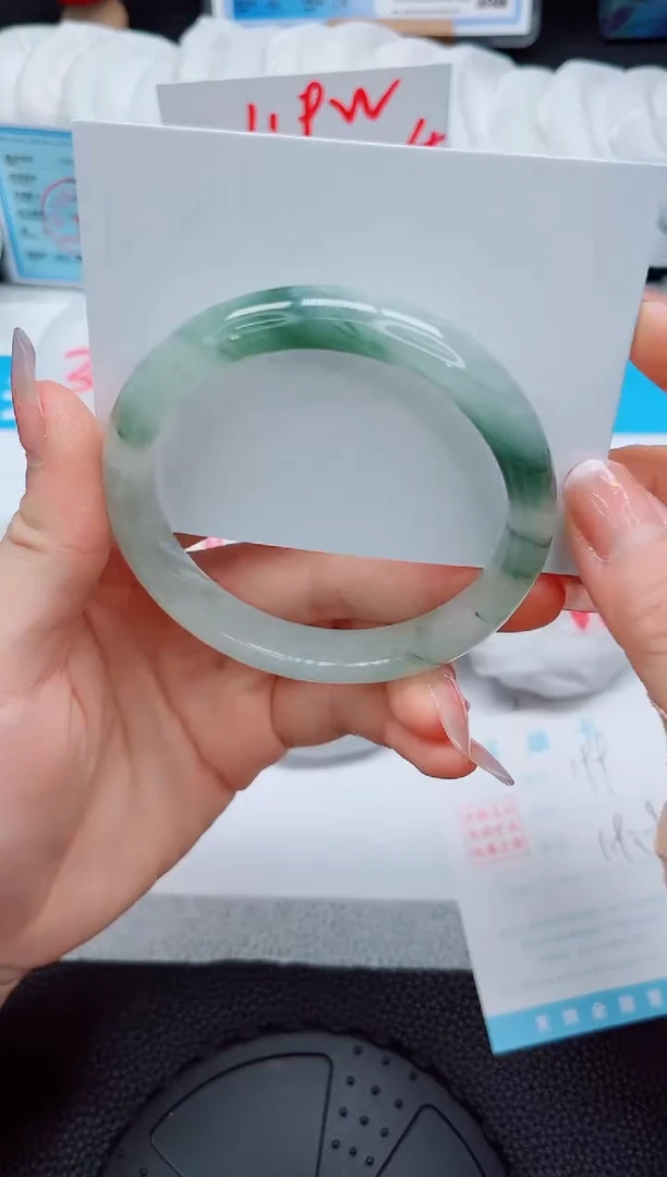 石英质玉手镯未镶嵌199-62.8