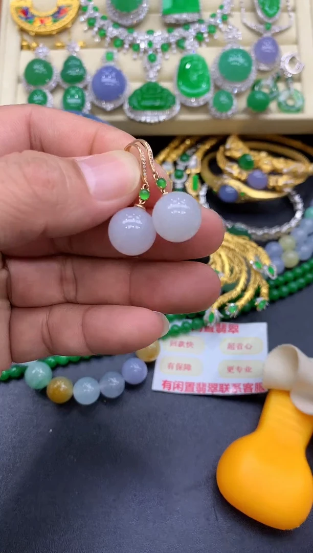 18K金镶嵌翡翠耳饰66-中国好珍宝