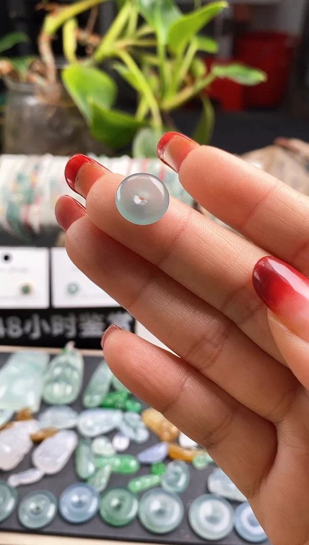 【闪购商品】翡翠颈饰未镶嵌平安扣裸石