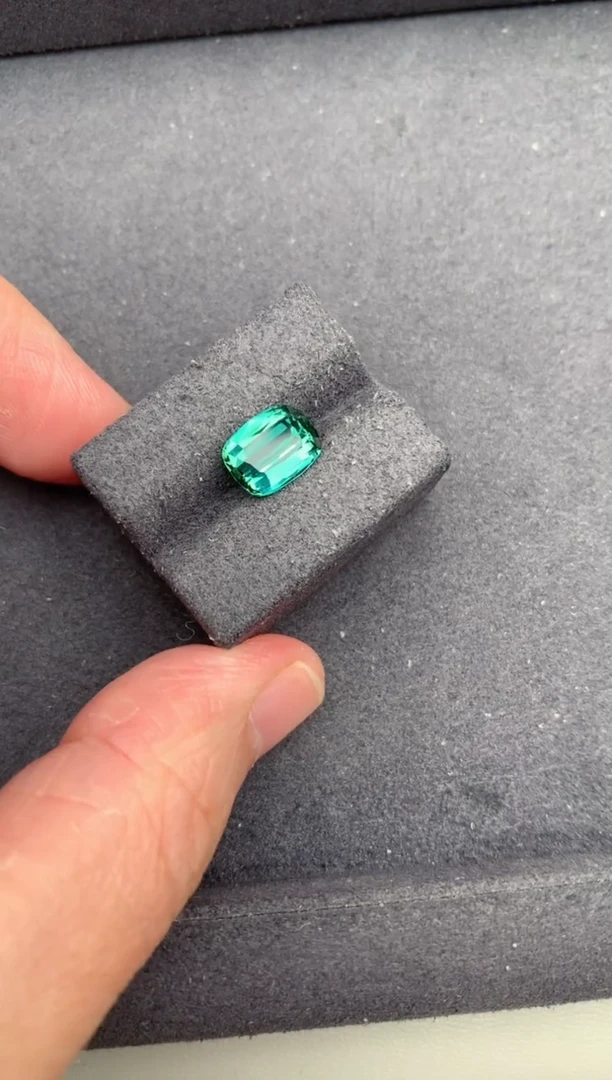 未镶嵌珠宝半成品碧玺2.4ct拉贡  定制   BG