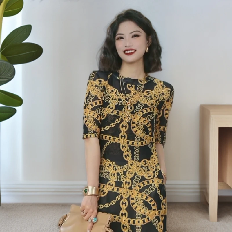 HZHJ新款原创设计  金色锁链 套装 轻奢贵高级族秀款高定1872