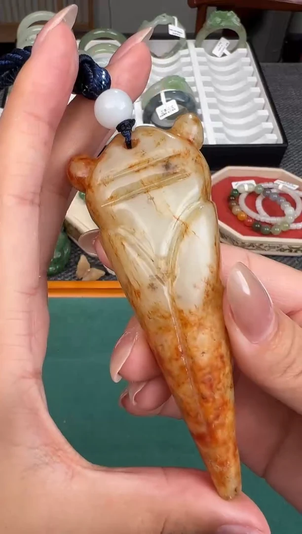 和田玉未镶嵌颈饰YB