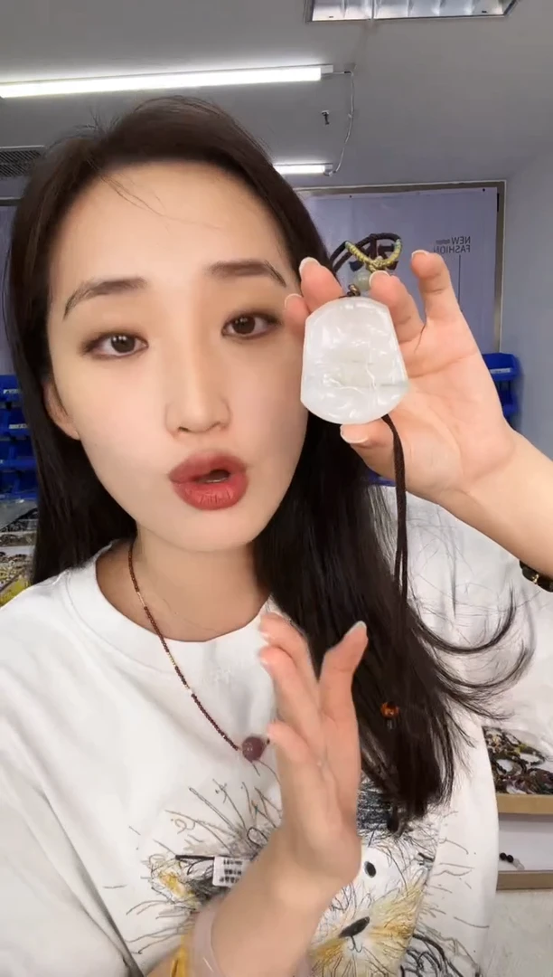 石英质玉未镶嵌颈饰天然珠宝多样性发其一