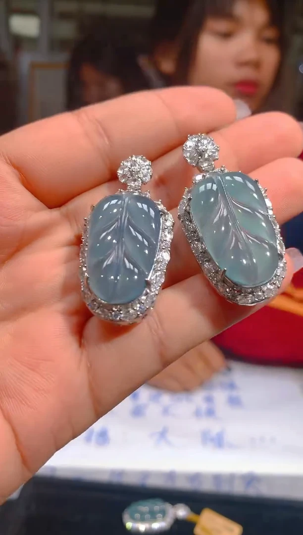 【闪购商品】定制翡翠未镶嵌60定制翡翠-多样性发货 {发其 一}