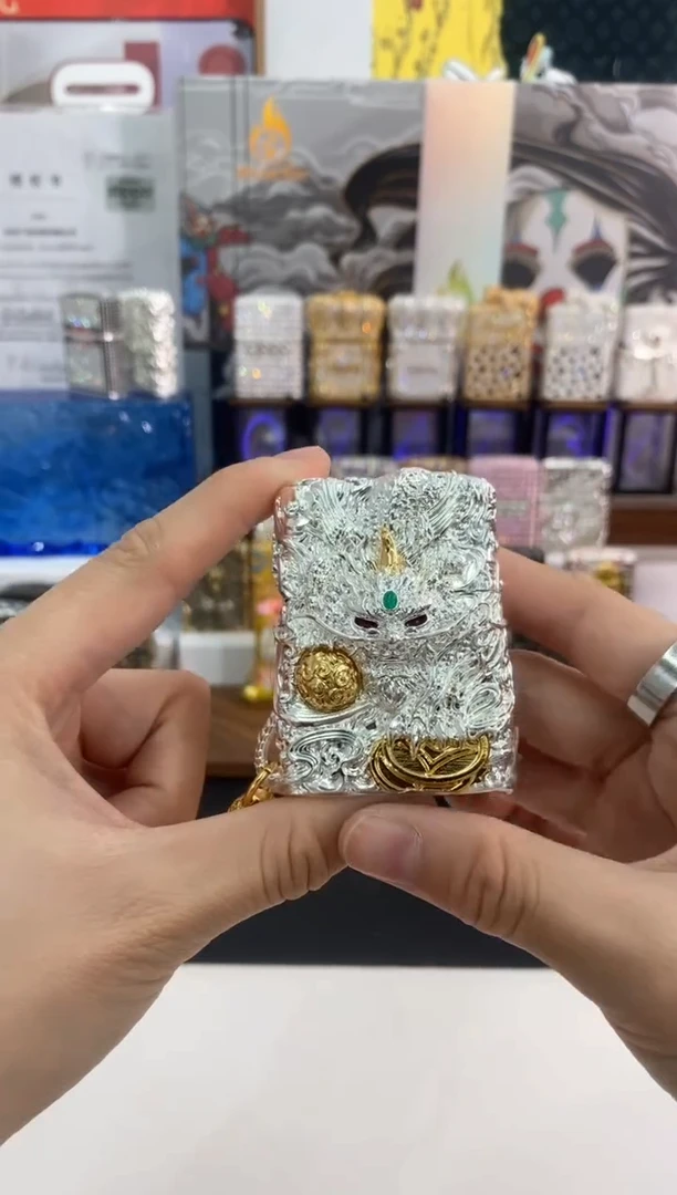 铜ZIPPO 银玉貔貅 礼盒+礼袋+油+火石一整套