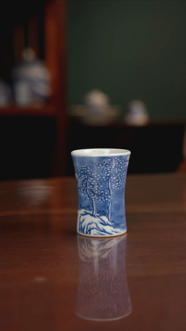 景琳藏青花山水主人杯