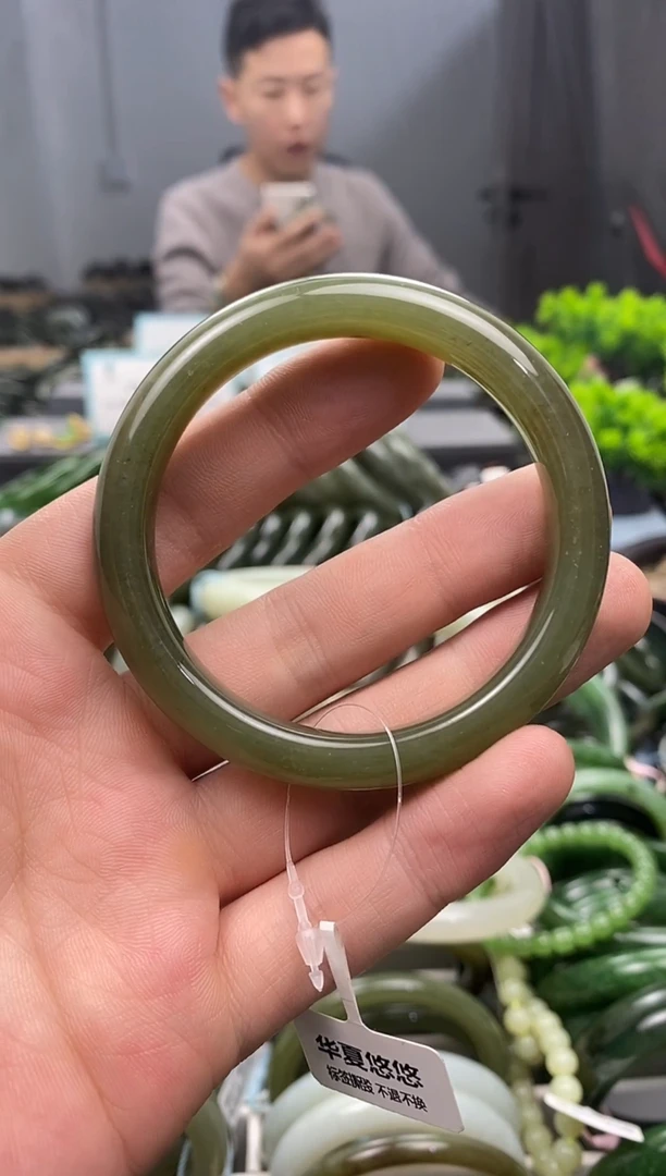 未镶嵌手镯和田玉53.9