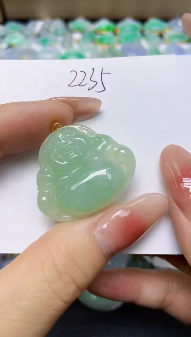 翡翠未镶嵌颈饰 天然缅甸翡翠A货