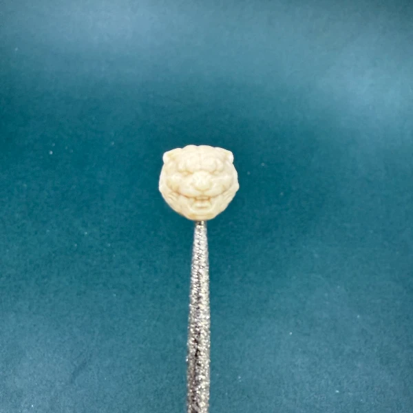 D1745天然猛犸牙雕刻虎头单颗约10mm 支持鉴定假一罚四