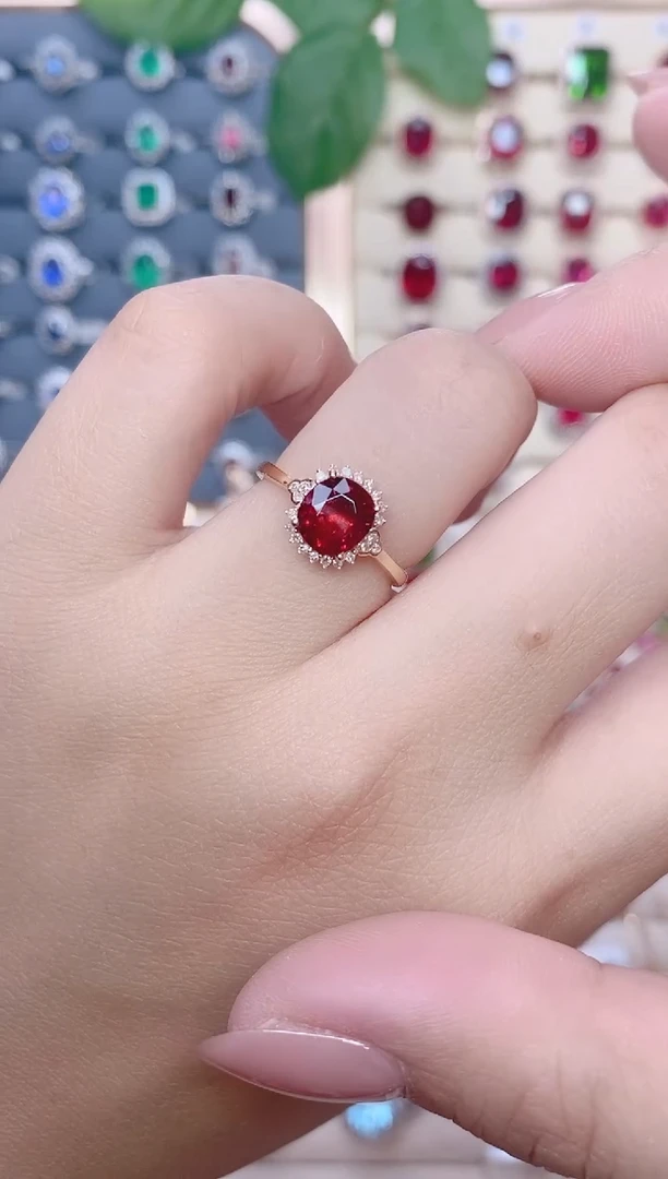 18K金镶嵌碧玺戒指碧玺1.25ct