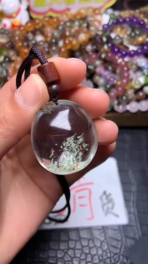 【闪购商品】水晶吊坠(赠链)未镶嵌14