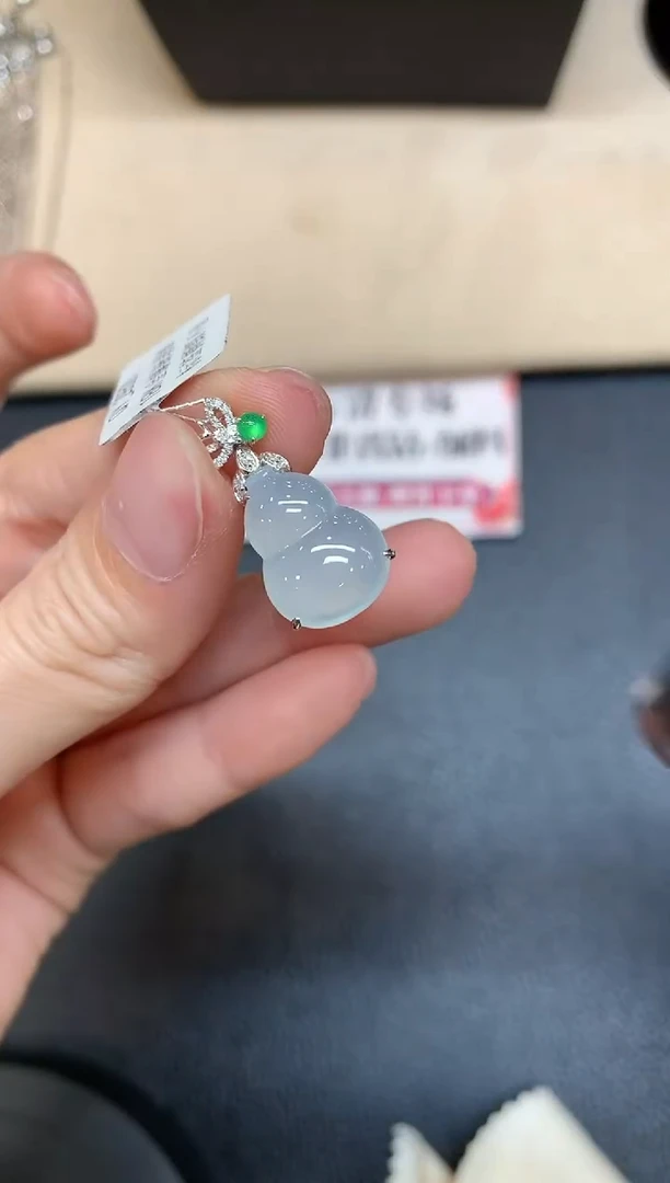 【闪购商品】翡翠颈饰18K金镶嵌【无鉴赏期多样性发其一