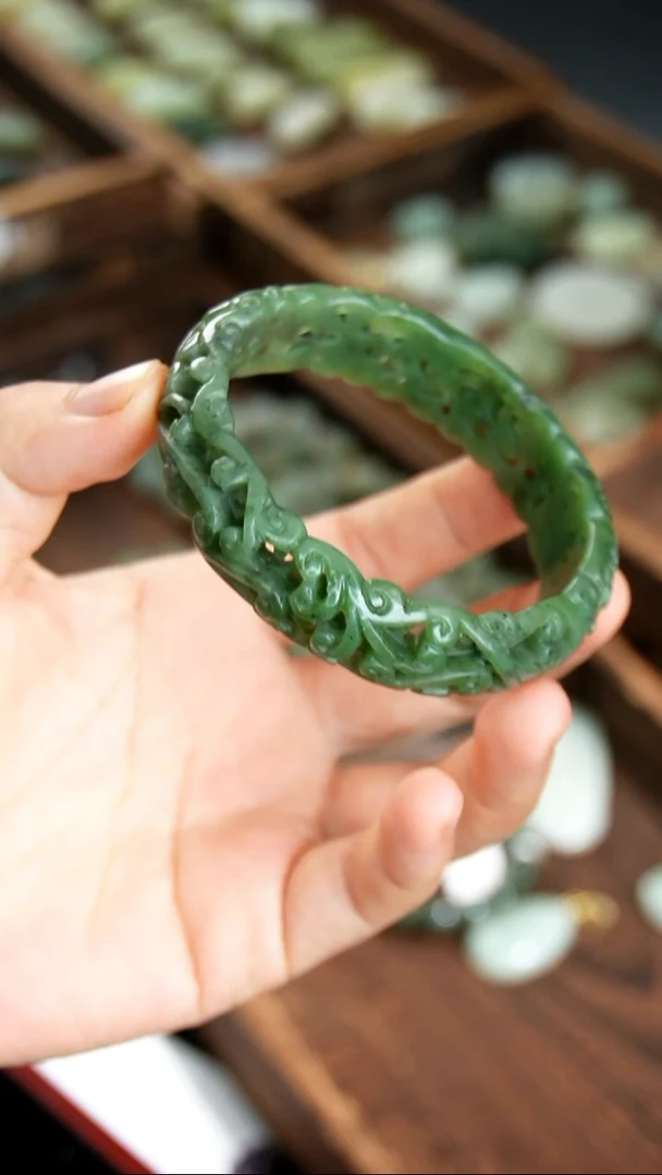 未镶嵌手镯和田玉（碧玉）用****260圈口