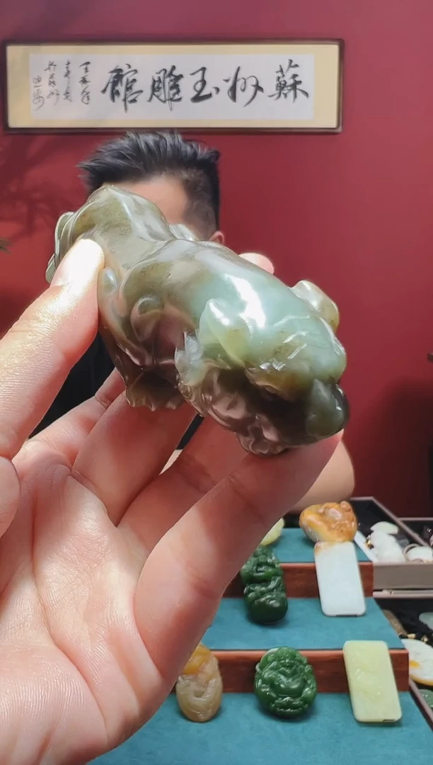 和田玉未镶嵌吊坠(不含链)1